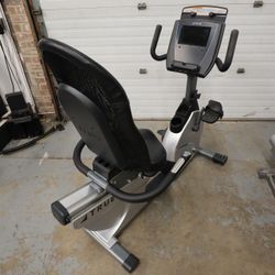 Used True Fitness ES700 ES700R9T Recumbent Stationary Bike