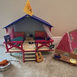 American Girl- Camp Hangout w/ Bonus Accessories