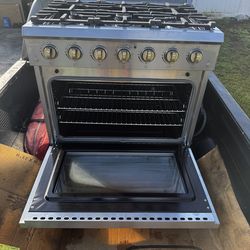 Gas stove bran new never used