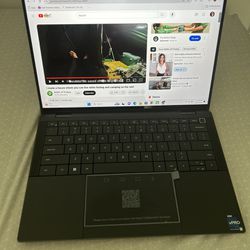 Dell Latitude 9440 Multi-Touch 2-in-1 Notebook