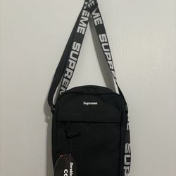 SUPREME CROSSBODY BAG