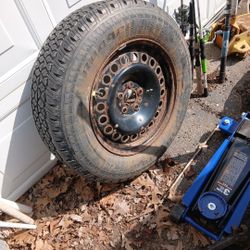 FULL SIZE MOUNTAINEER SPARE TIRE