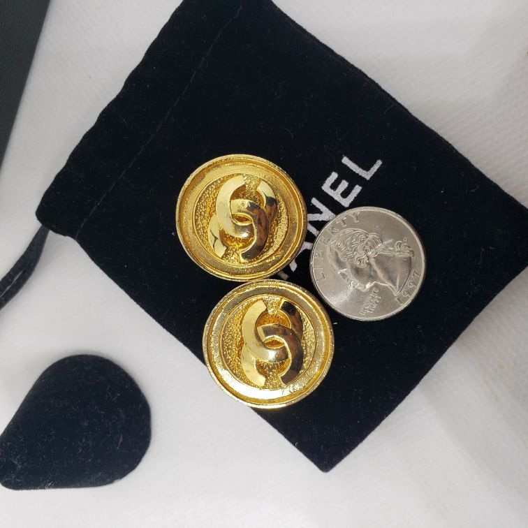 Chanel CC Stud Earrings for Sale in New York, NY - OfferUp