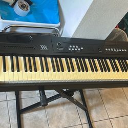 Williams Allegro Keyboard with Stand
