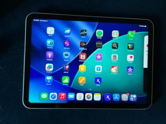 Factory unlocked iPad a16 256gb WiFi + Cellular