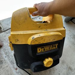 Dewalt Vacuum 