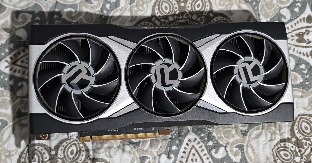 AMD Radeon 6800xt Reference GPU