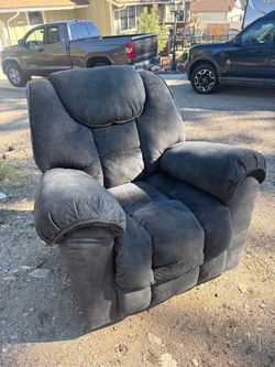 Recliner chair
