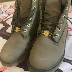 New Timberland Shoes For Boys Size 4.5 Y 