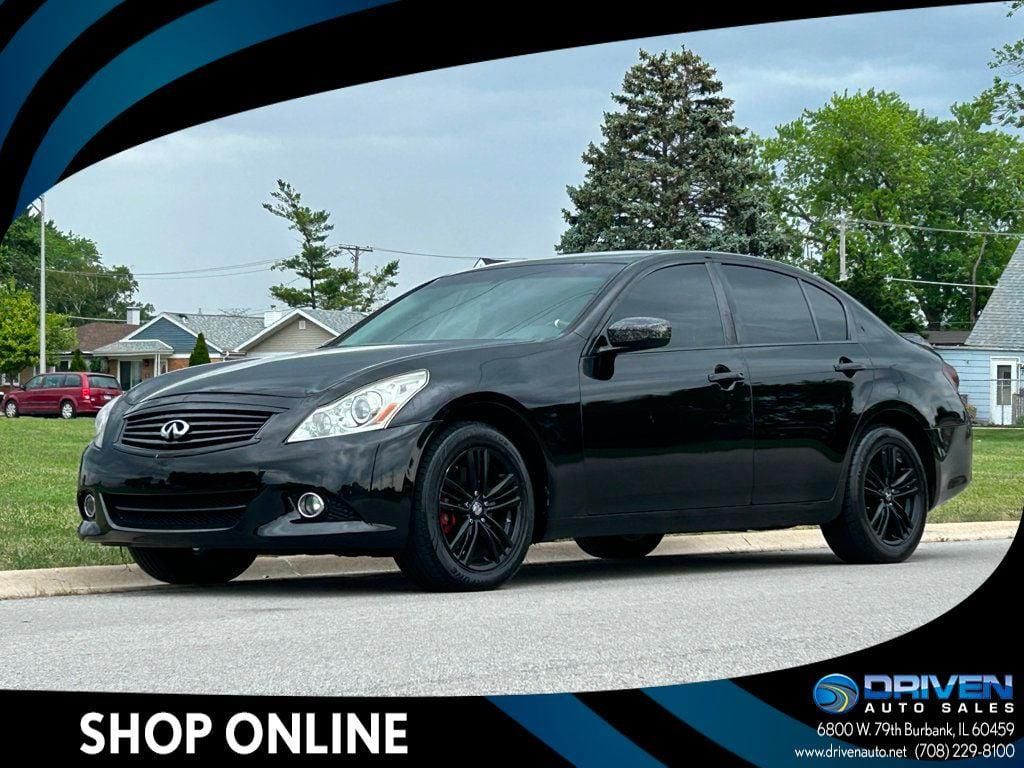 2013 INFINITI G37x