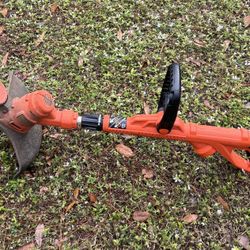 Black and Decker Corded String Trimmer