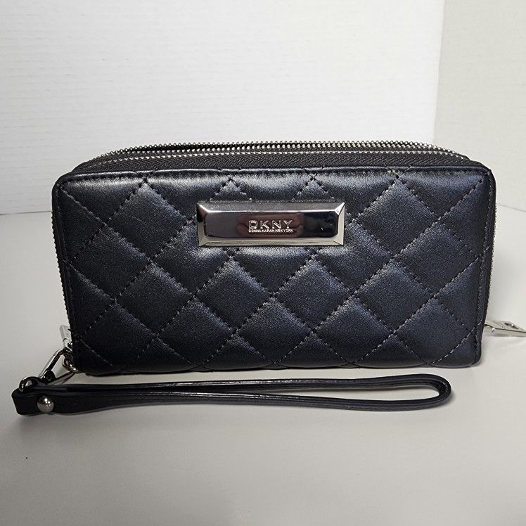 DKNY Double Zip QUILTED Wristlet, Clutch Wallet, Grey, Leather, NWOT