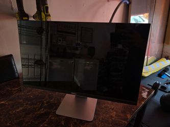 Dell 24" Full HD IPS Monitor – S2415H – $20