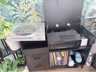 Record player stand
