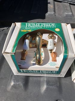 NOS Solid Brass Bathroom Faucet Set with extra Oak Handles