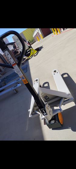 Crown pallet jacks $249-399 new n used