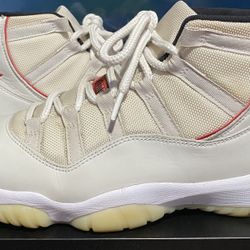 AIR JORDAN XI 11 Size 9.5