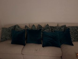 Decorating pillows