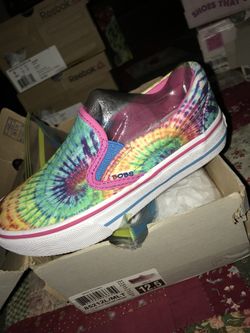 Tye dye shoes Skechers