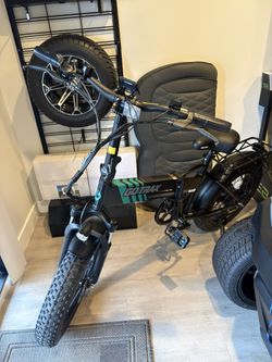 GOTRAX Z4 Pro Folding Fat Tire Electric Bicycle E-Bike