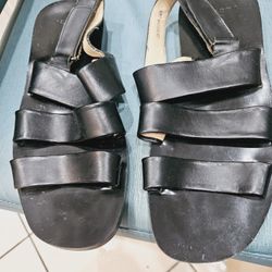 Leather men's sandals 
