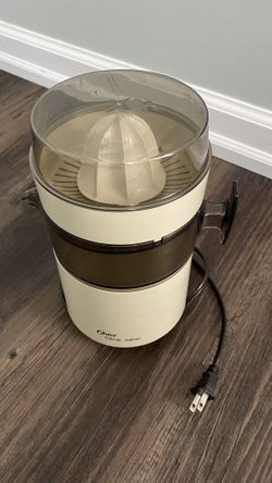 Oster Citrus Juicer