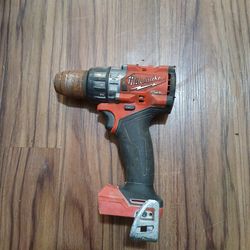 Milwaukee m18 1/2" Hammer drill 50 obo