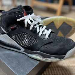 Nike Air Jordan Mars 270 Size 12