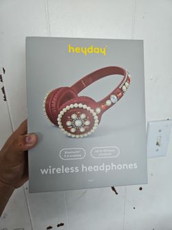 HeyDay Wireless Headphones