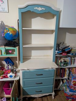 White and Teal hutch with drawers