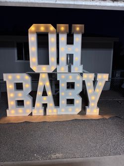 Marquee letters