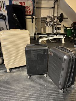 set of carry on luggage (american tourister, ifly, traveler’s choice)