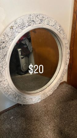 Kids play- mirror