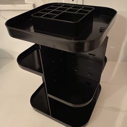 Twirling make-up stand - $5