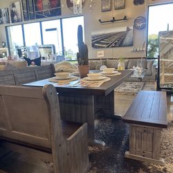 Beautiful Breakfast Nook