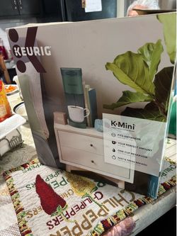 Keurig Mini in color Evergreen