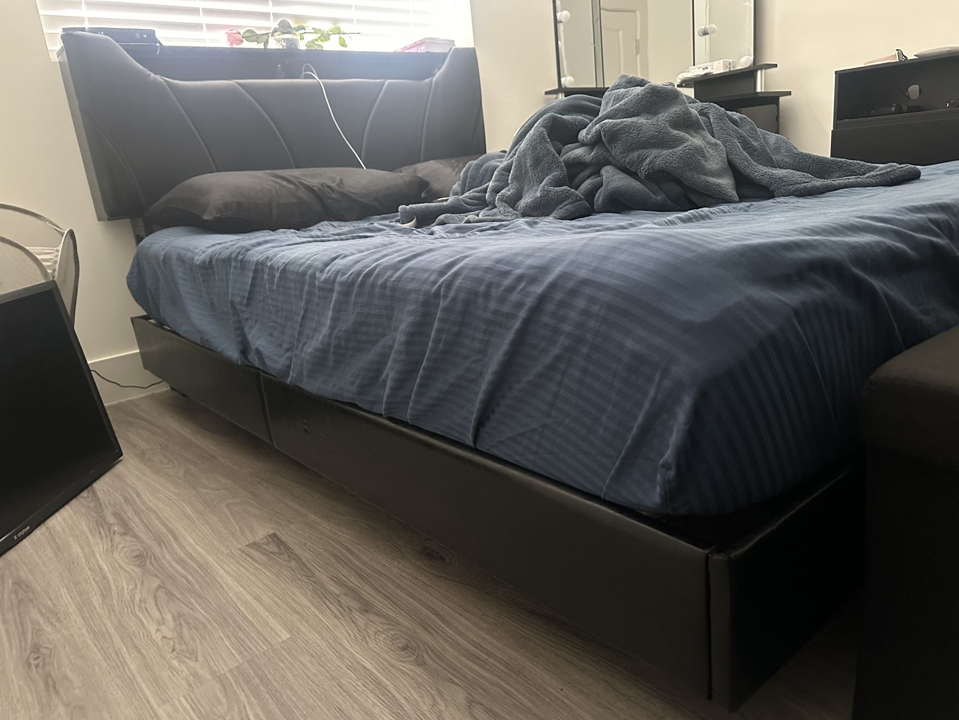 Black Bed Frame Full 