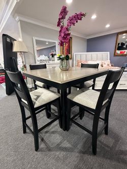 5 PC DINING TABLE SET