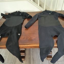 Hurley 3/2 phantom and 2m spring suit (Both large)