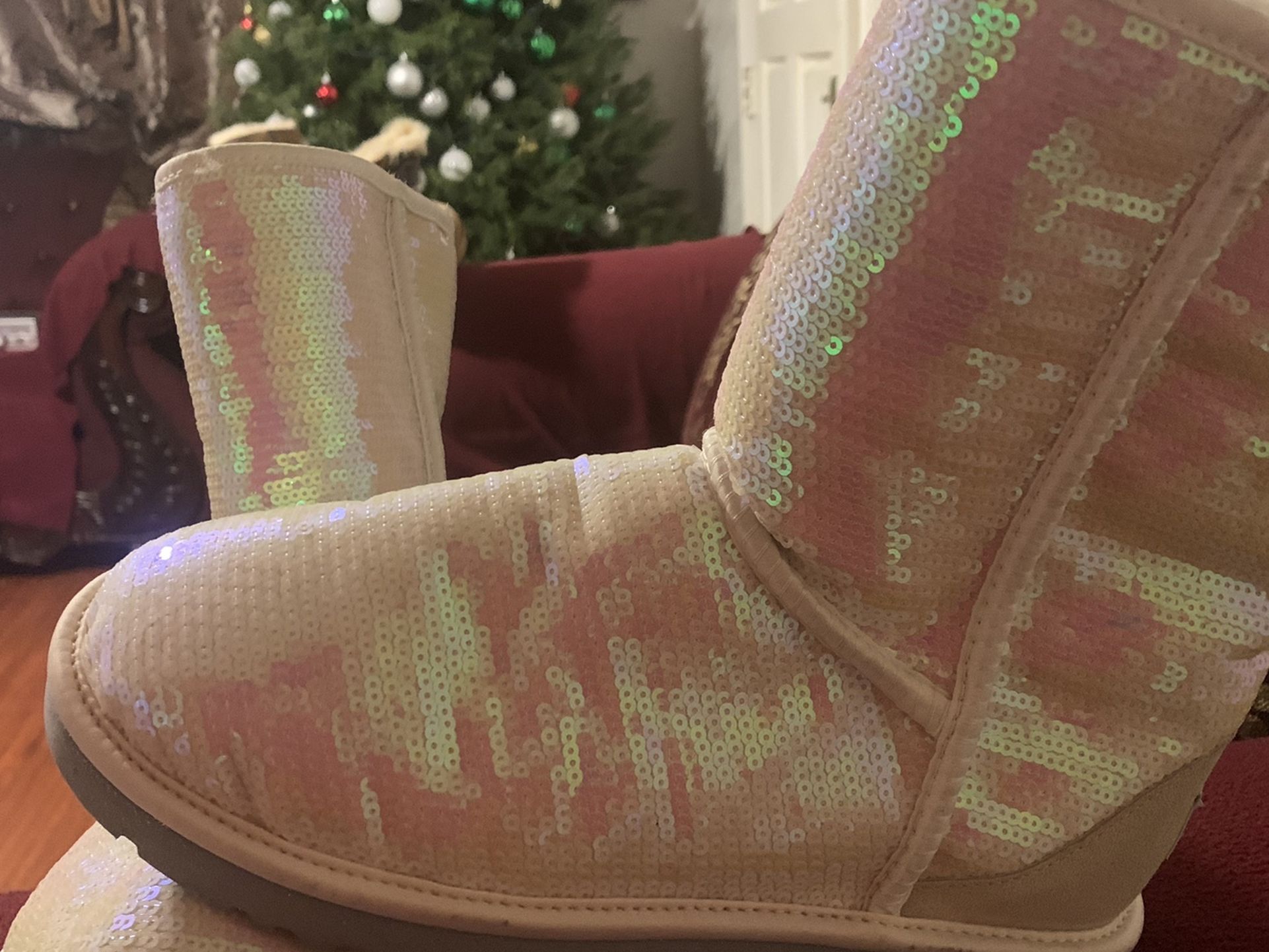 New Women’s Ugg’s Boots