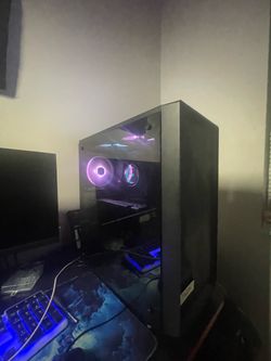 Gaming Pc - Fractal Design Meshify C, i7-10700K, RX 580
