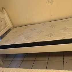 Twin Bed With Mattress 