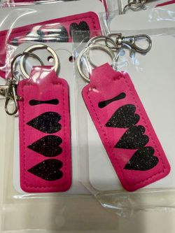 8 Chapstick/Lipgloss Keychain Holder