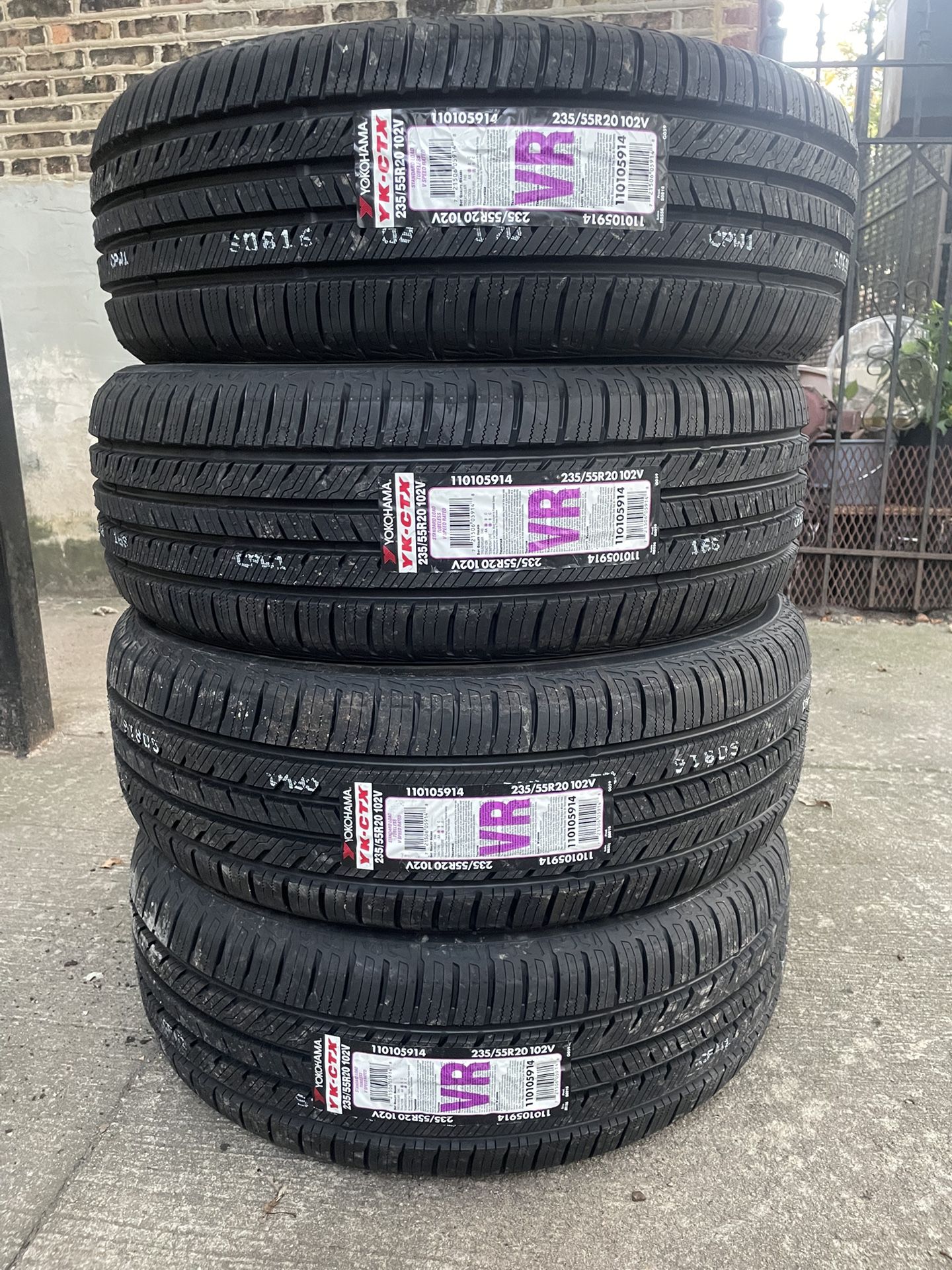 NEW YOKOHAMA 235/55/20