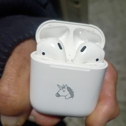 Apple AirPod Series 2