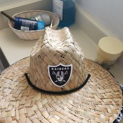 Raiders Straw Hat, sunglasses, gap Hoodie Mickey Mouse Size Large n rest