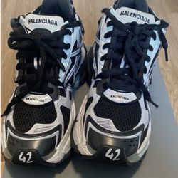Balenciaga Runners 