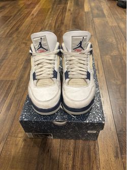 Air Jordan 4 Retro Navy Blue Size 9 (With Box)