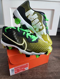 New Nike Alpha Huarache 4 Keystone
Little/ Big Kids' Baseball Cleats