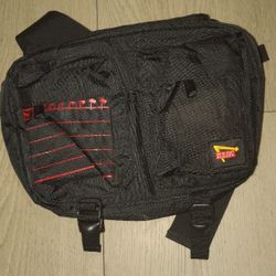 IN -N-OUT-BURGER FANNY PACK